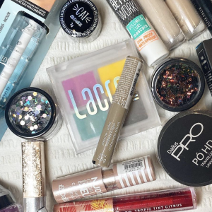 10 músicas para: ouvir enquanto você faz o make