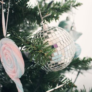 A árvore de Natal de docinhos da minha casa!