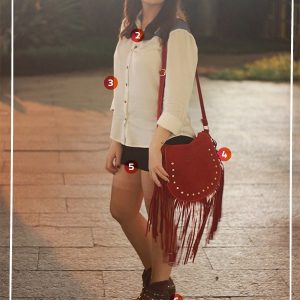 Look da Ka: bolsa de franjas e camisa western