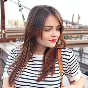 Look da Ka: Listras, jeans de cintura alta e All Star