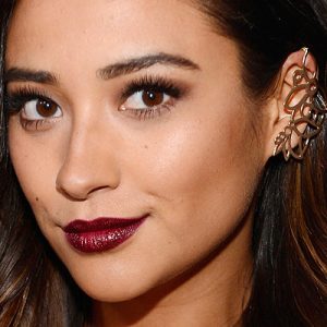 Maqui indica: 4 makes com sombra escura pra Karol me ensinar a fazer